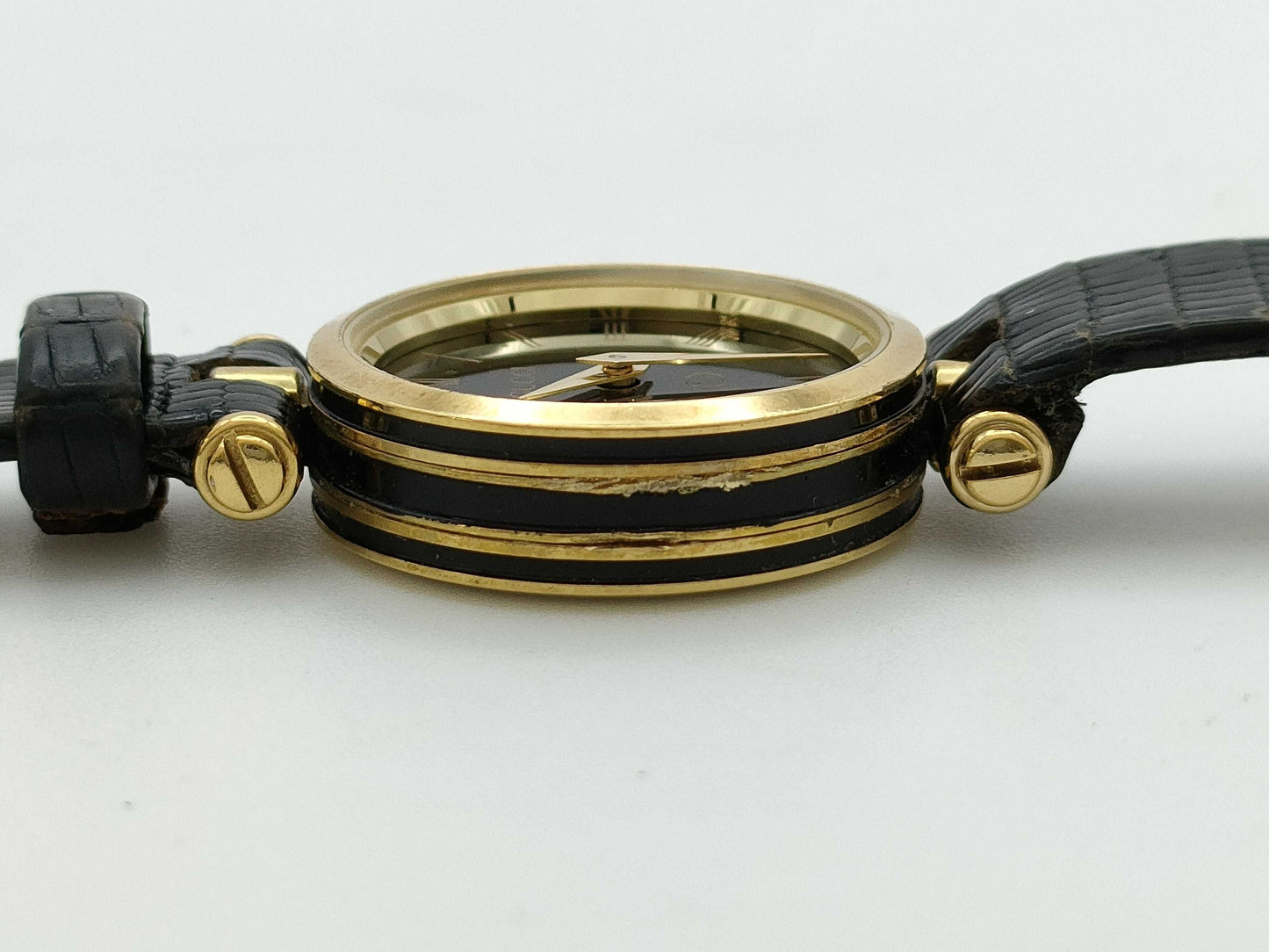GUCCI Sherry Line Quartz Black Dial Unmoving Women's Watch