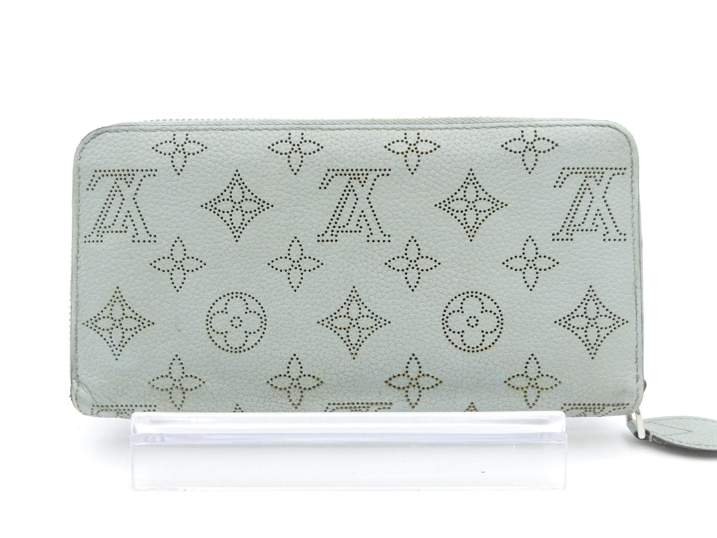 LOUIS VUITTON Mahina Zippy Wallet