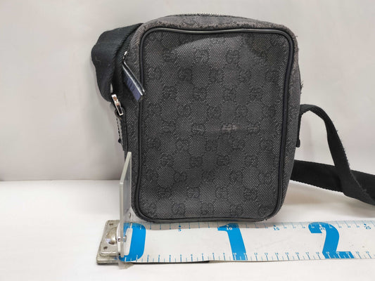GUCCI GG Canvas Shoulder Bag