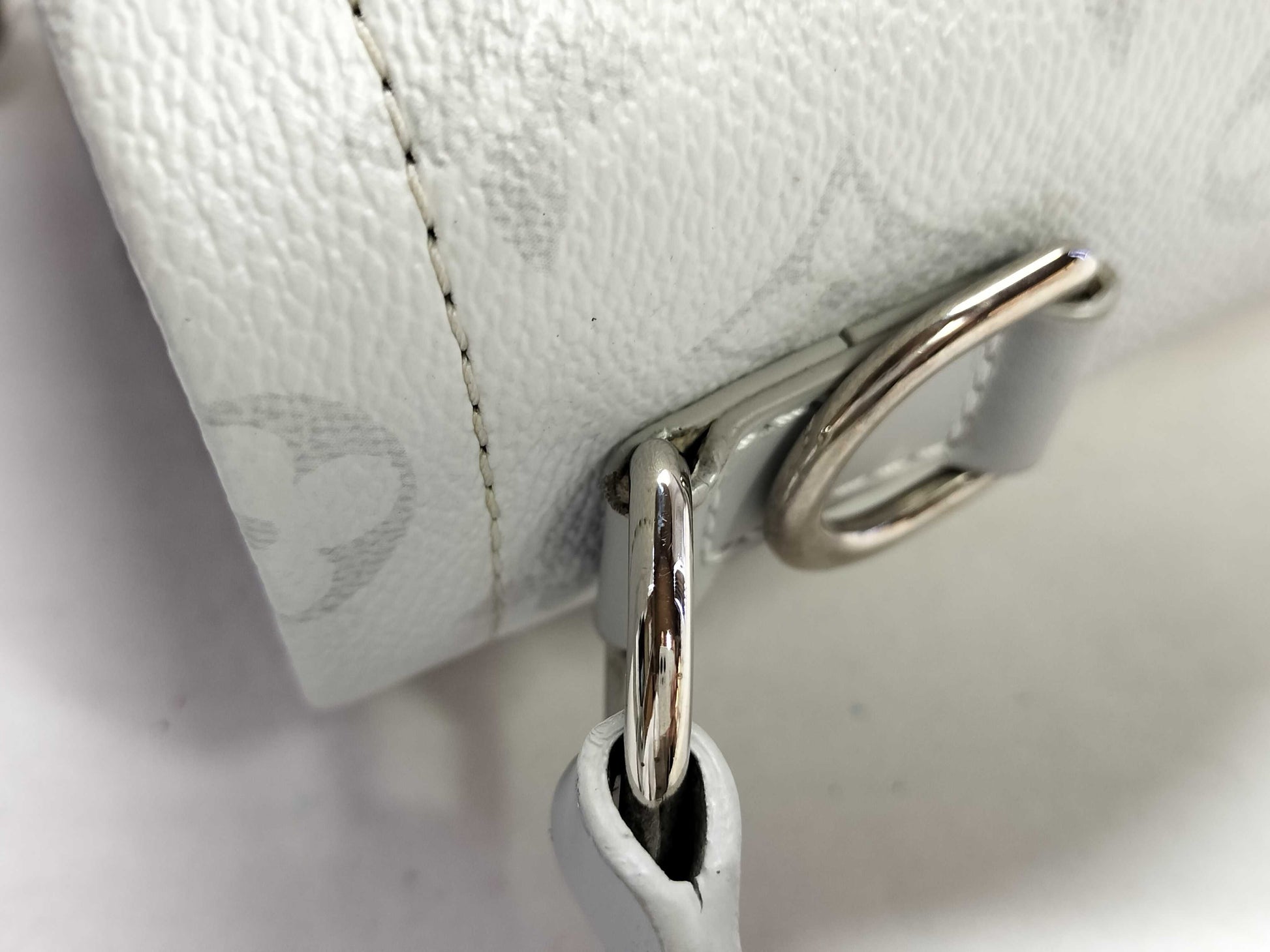 LOUIS VUITTON LOUIS VUITTON Vuitton Shoulder Bag
