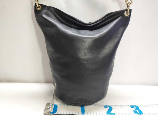 CHANEL shoulder bag