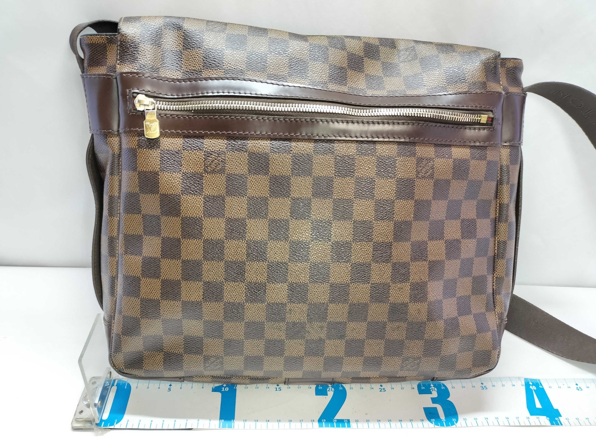 LOUIS VUITTON Damier Shoulder Bag