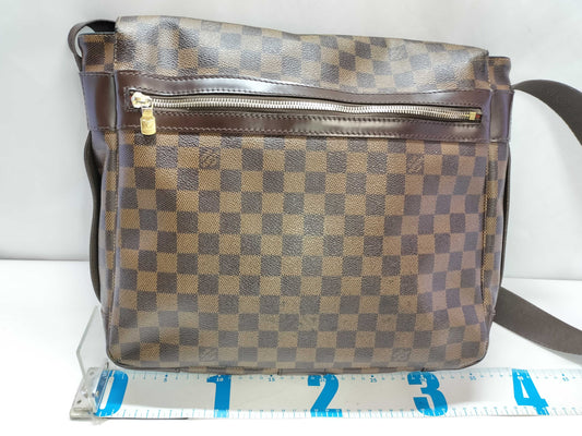 LOUIS VUITTON Damier Shoulder Bag