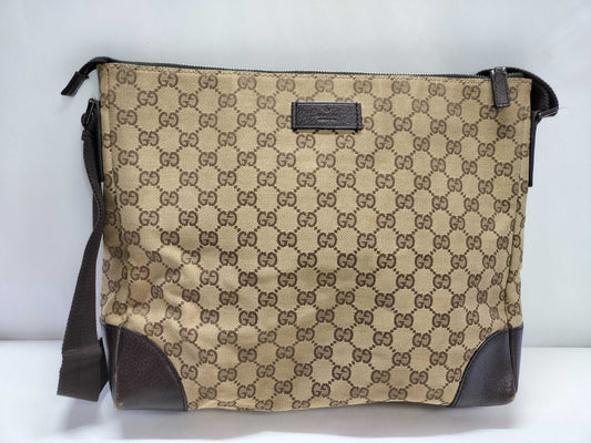 GUCCI GG Canvas Shoulder Bag