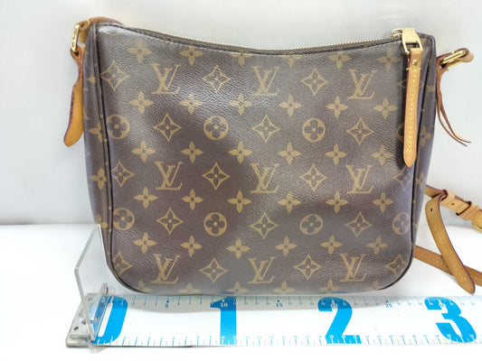 LOUIS VUITTON LOUIS VUITTON Vuitton Shoulder Bag