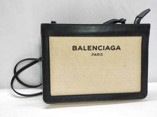 BALENCIAGA Shoulder Bag