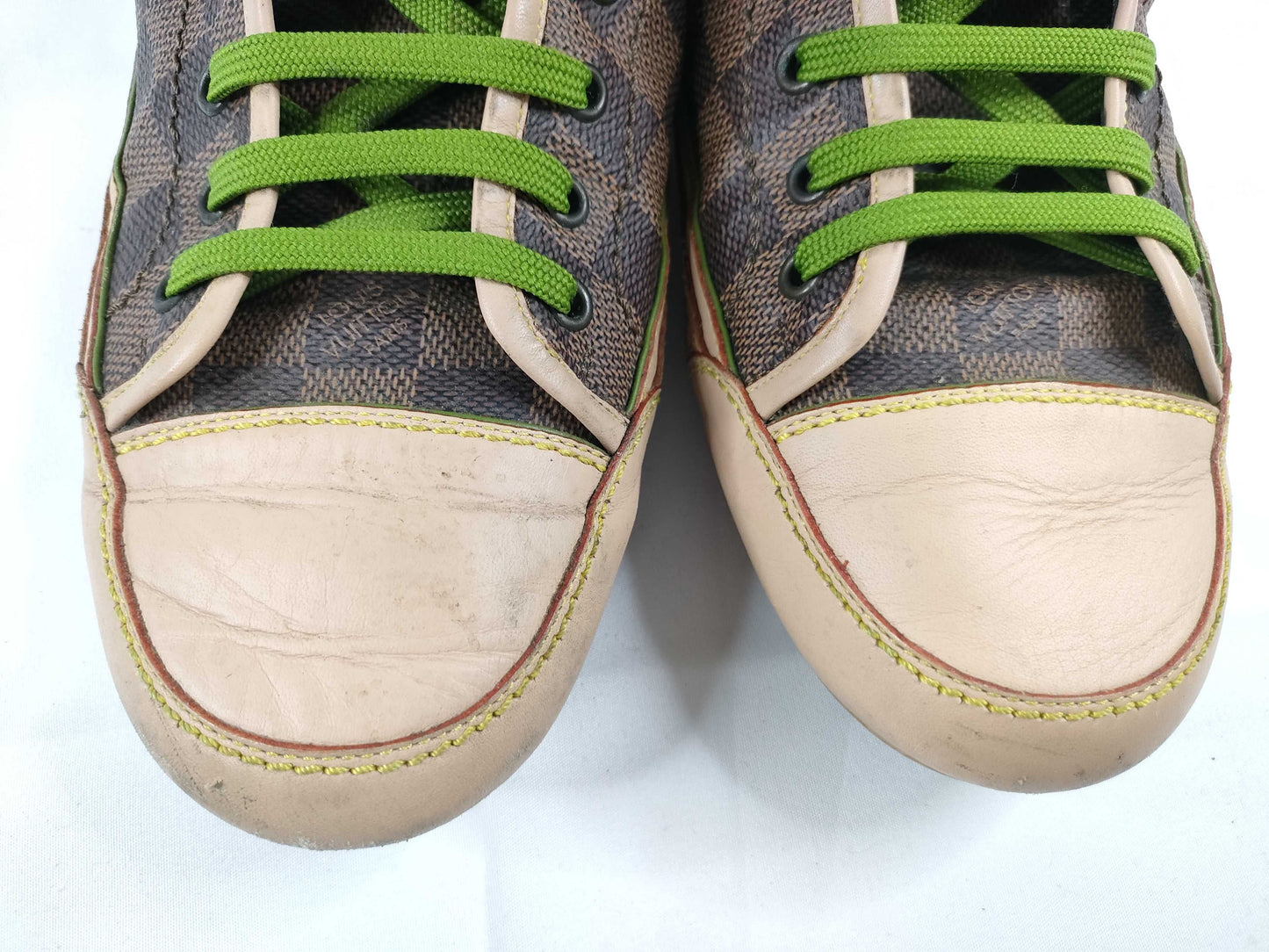 LOUIS VUITTON Damier Louis Vuitton Damier Sneakers Sneakers