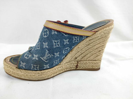 LOUIS VUITTON Louis Vuitton wedge sandals