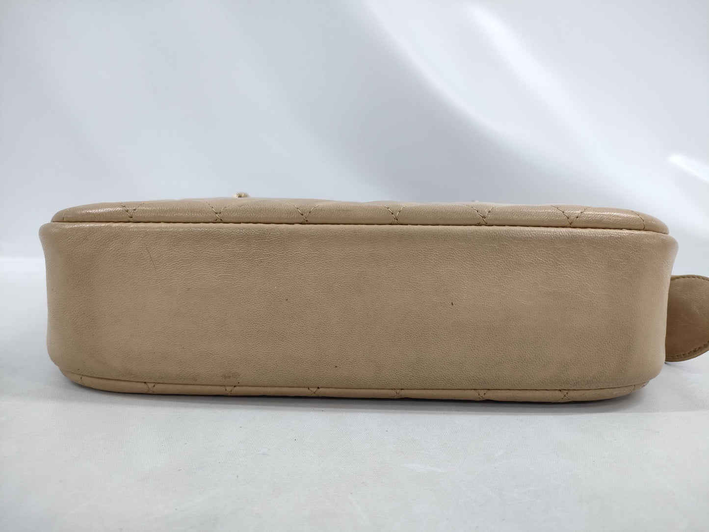 CHANEL CHANEL Matelasse Gold Hardware/Chain Shoulder Bag