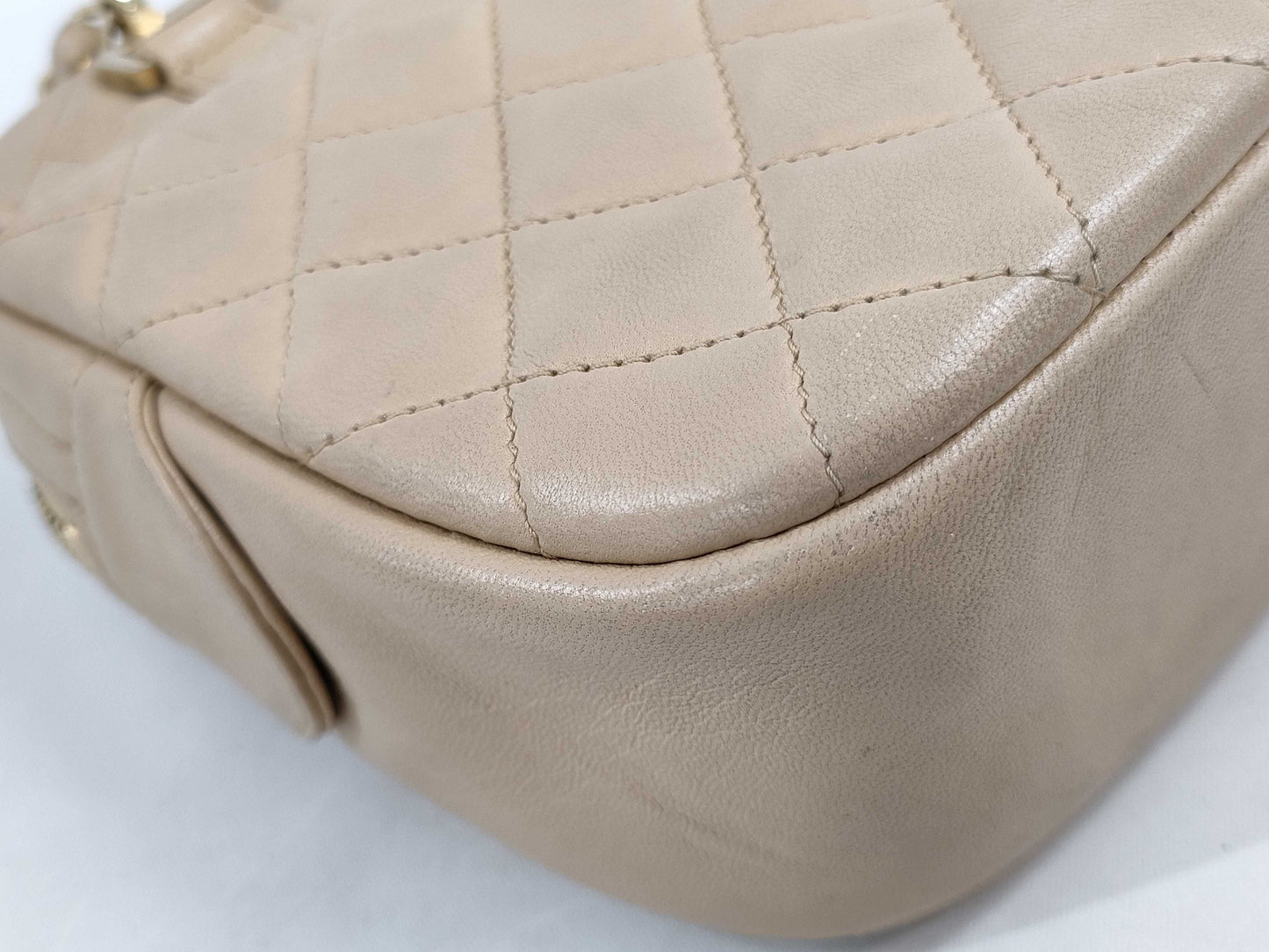 CHANEL CHANEL Matelasse Gold Hardware/Chain Shoulder Bag