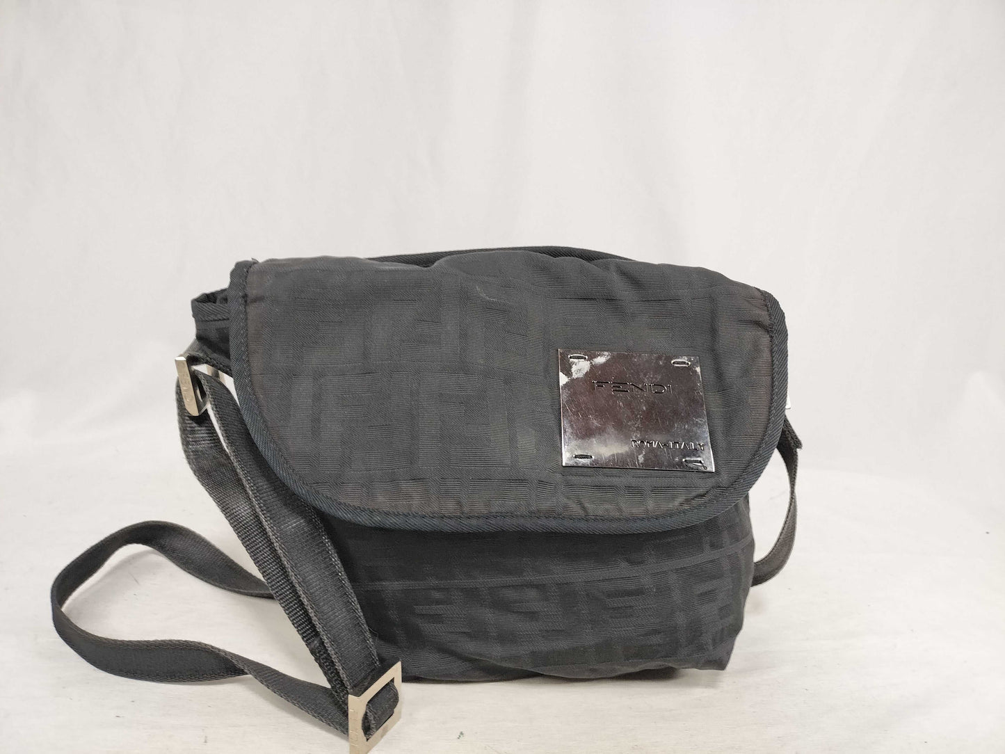 FENDI Shoulder Bag