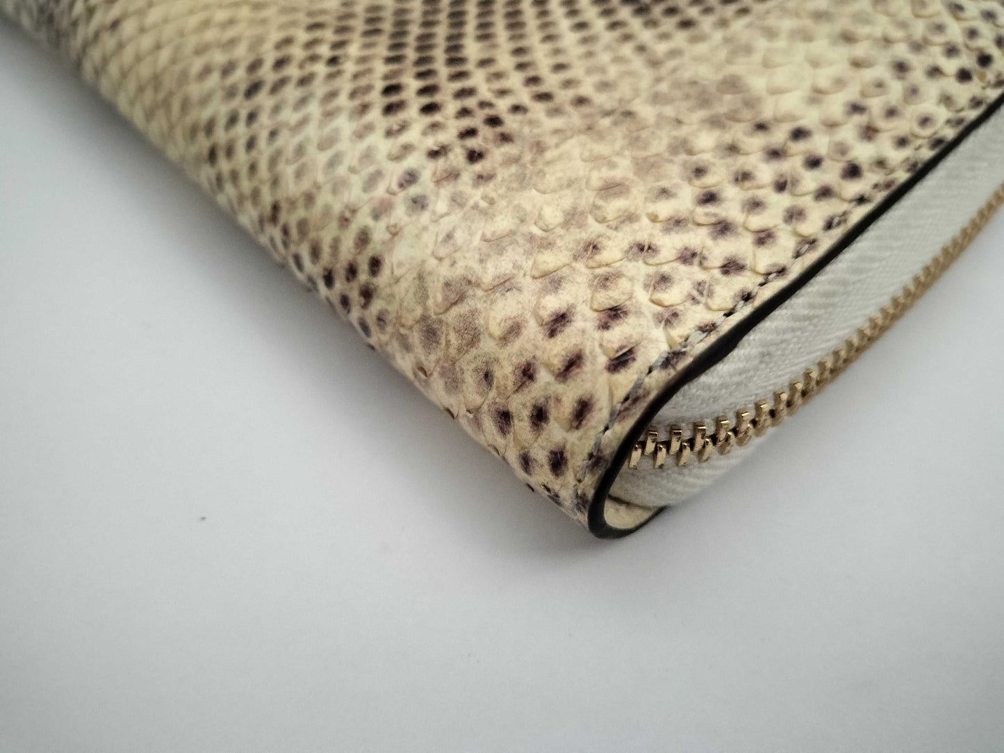GUCCI Round Zip Wallet Python Beige Wallet