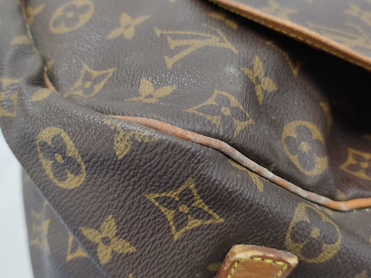 LOUIS VUITTON Monogram Saumur Shoulder Bag
