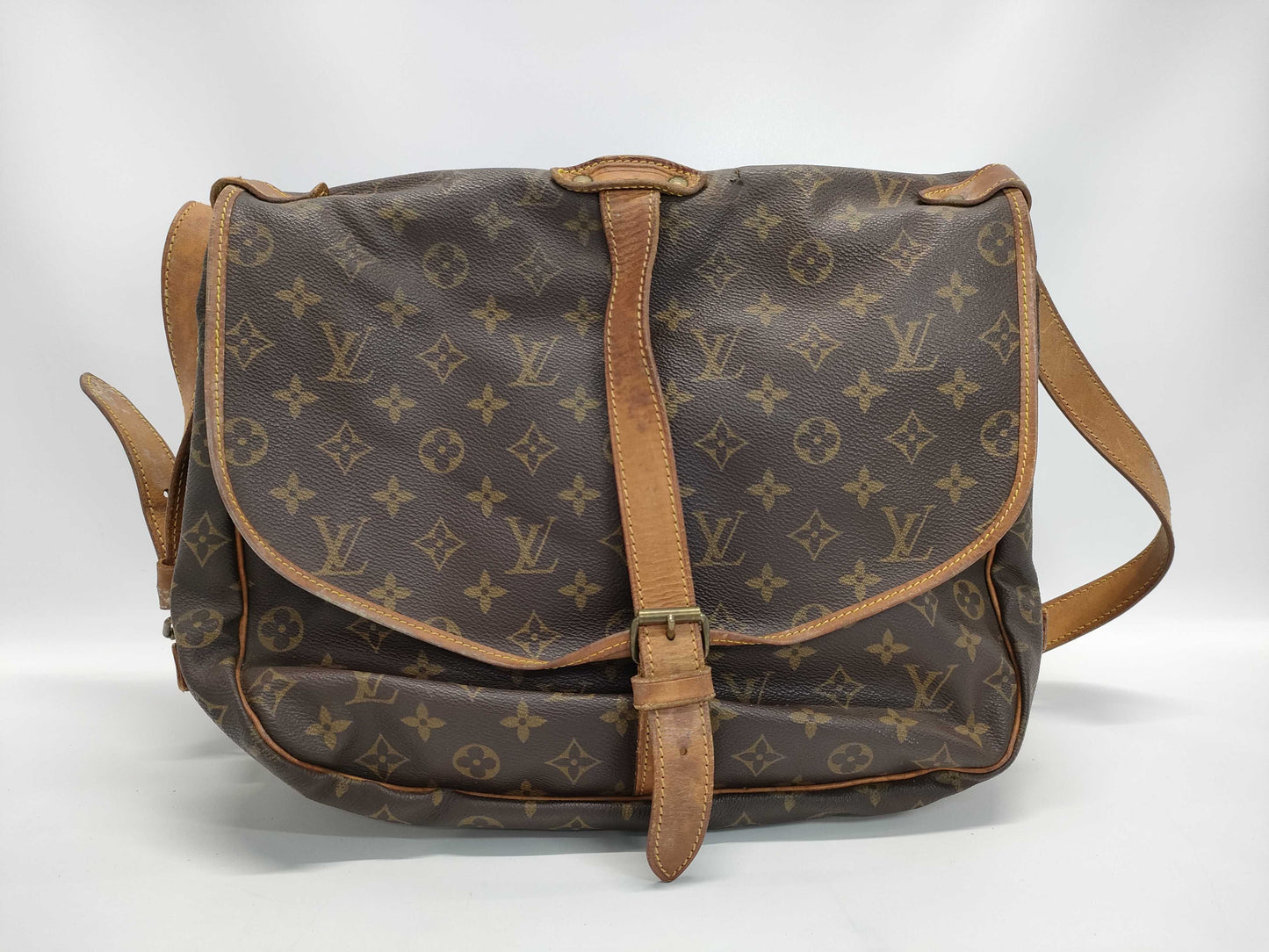 LOUIS VUITTON Monogram Saumur Shoulder Bag