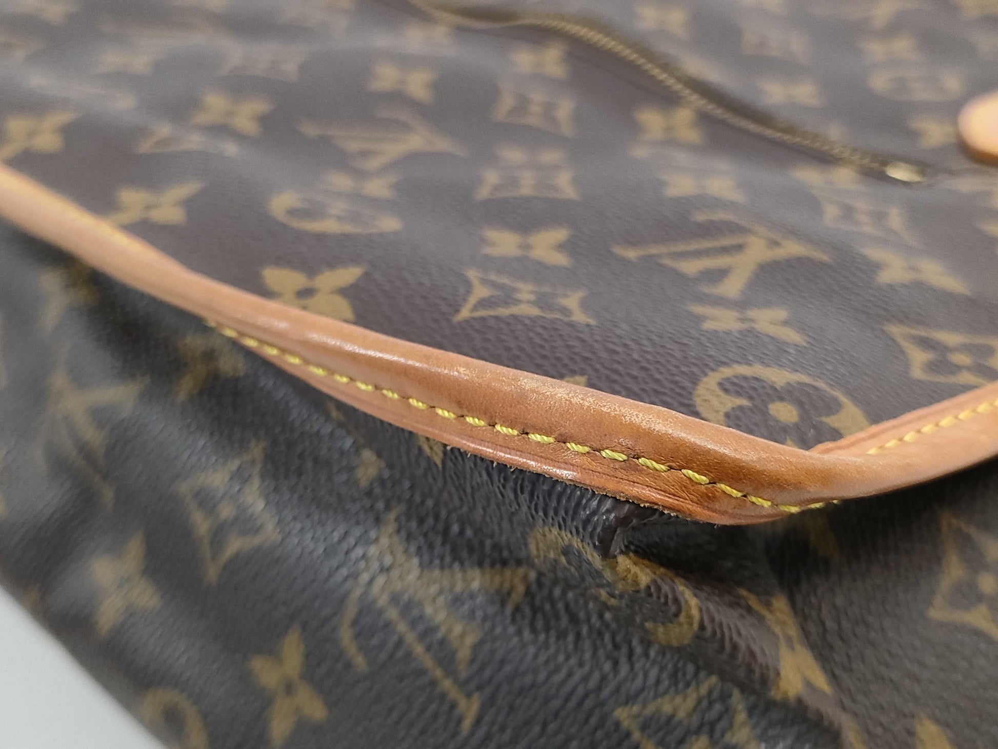 LOUIS VUITTON Monogram Gibessier GM Shoulder Bag