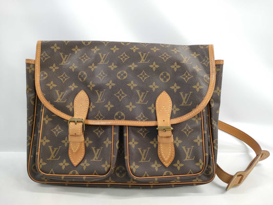 LOUIS VUITTON Monogram Gibessier GM Shoulder Bag