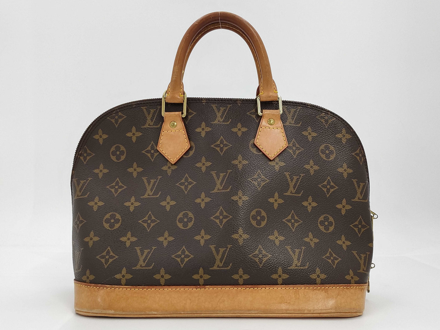 LOUIS VUITTON Alma handbag