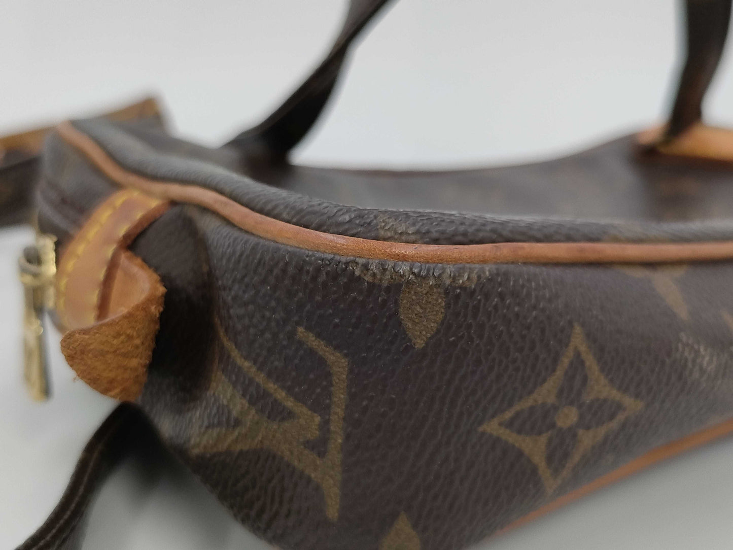 LOUIS VUITTON Marly Bandouliere Shoulder Bag