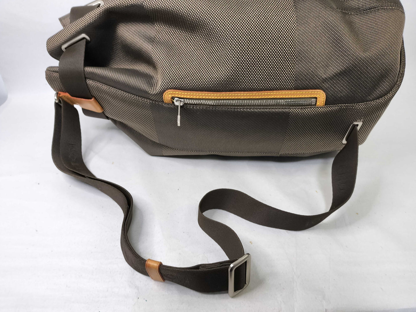LOUIS VUITTON Damier Geant Shoulder Bag M93011 Matero GM One-Shoulder/Semi-Shoulder Drawstring Style Brown FL1004 Shoulder Bag