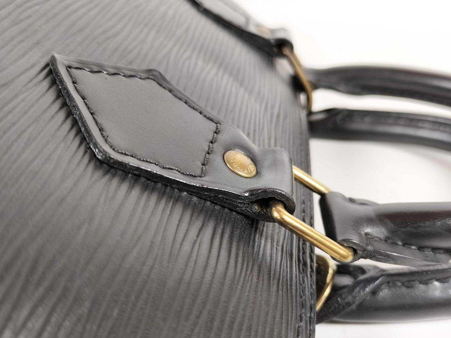 LOUIS VUITTON Epi Alma Epi Handbag