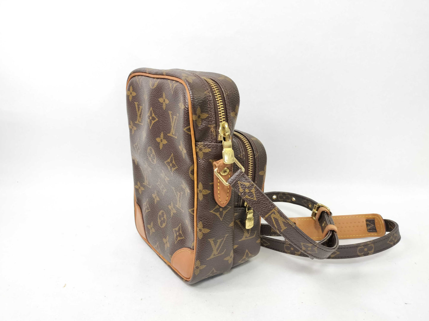 LOUIS VUITTON Monogram LOUIS VUITTON Monogram Vuitton Amazon M45236 Shoulder Bag