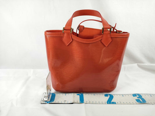 LOUIS VUITTON Epi Plage Lagoon Bay Tote Bag in Grenadine Red, M92150