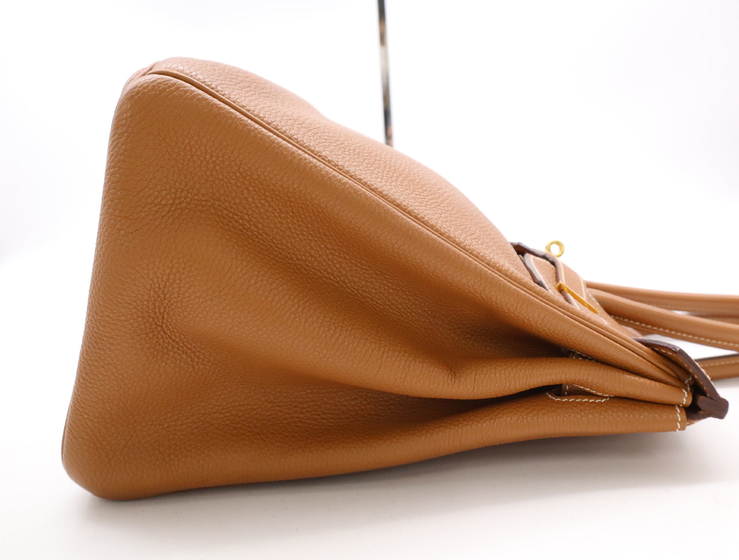 HERMES Togo Birkin 35, □I Stamp, 2005, Brown, GD Hardware, Cadena, 2 Keys, and Cloche.