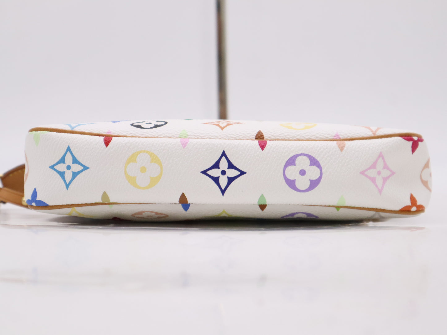 LOUIS VUITTON M92649 Multicolor Pochette Accessoires Blanc with Dust Bag