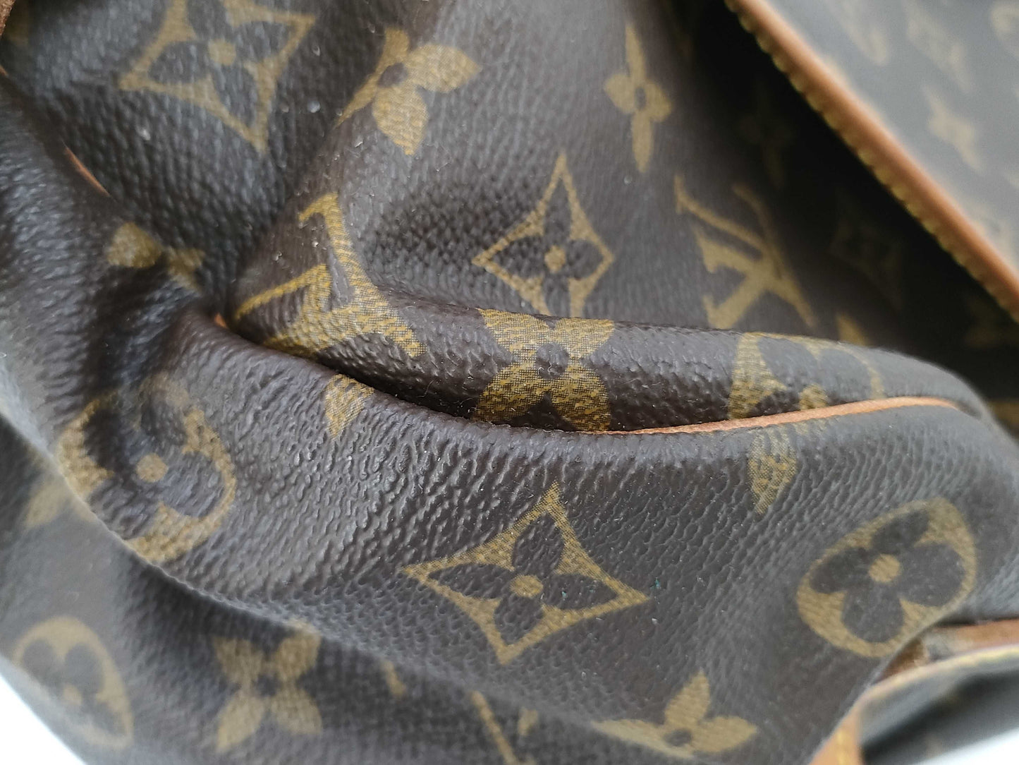 LOUIS VUITTON Monogram Saumur Shoulder Bag