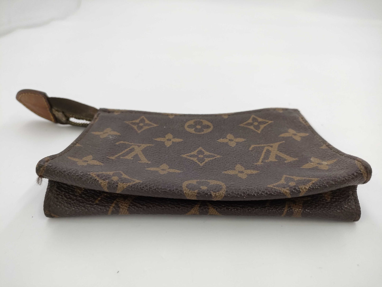 LOUIS VUITTON Monogram Pouch