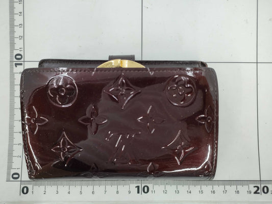 LOUIS VUITTON Vernis Folding Wallet