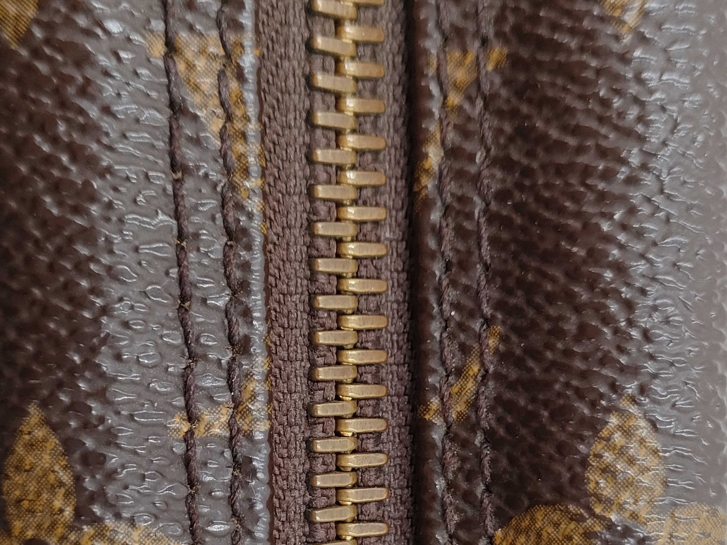 LOUIS VUITTON Louis Vuitton Clutch Monogram Clutch Bag