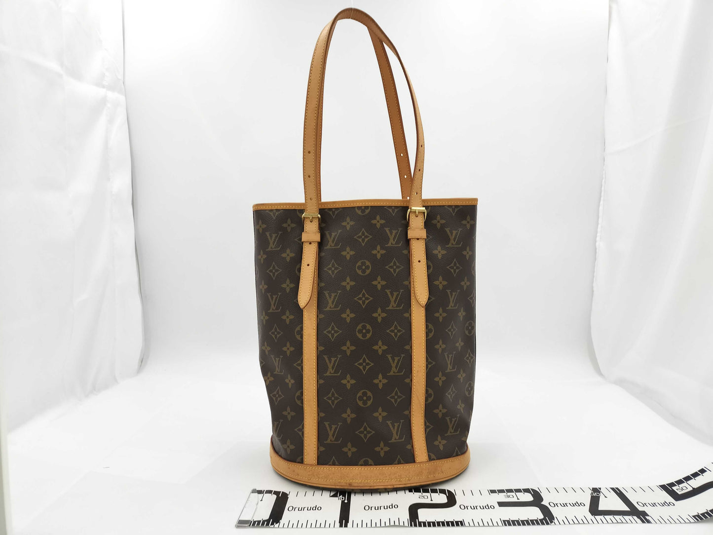 LOUIS VUITTON Louis Vuitton Bucket GM Tote Bag