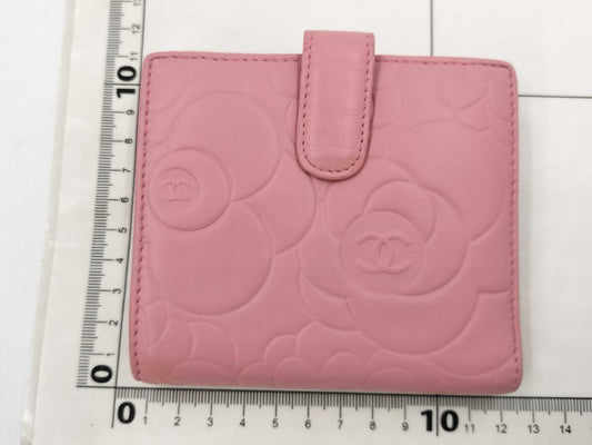 CHANEL Camellia Embossed Lambskin Double-Hook Bi-Fold Wallet