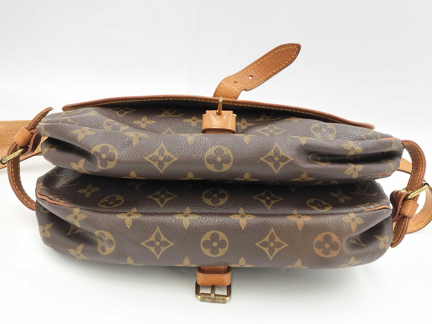 LOUIS VUITTON Monogram Saumur 30 Shoulder Bag M42256/VI0952
