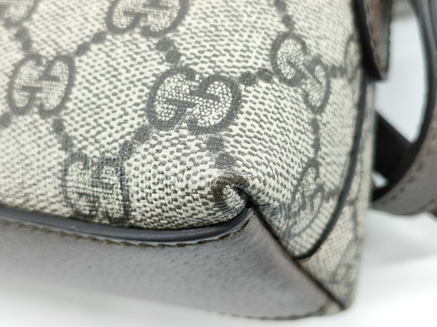 GUCCI GG Supreme Shoulder Bag 4996621