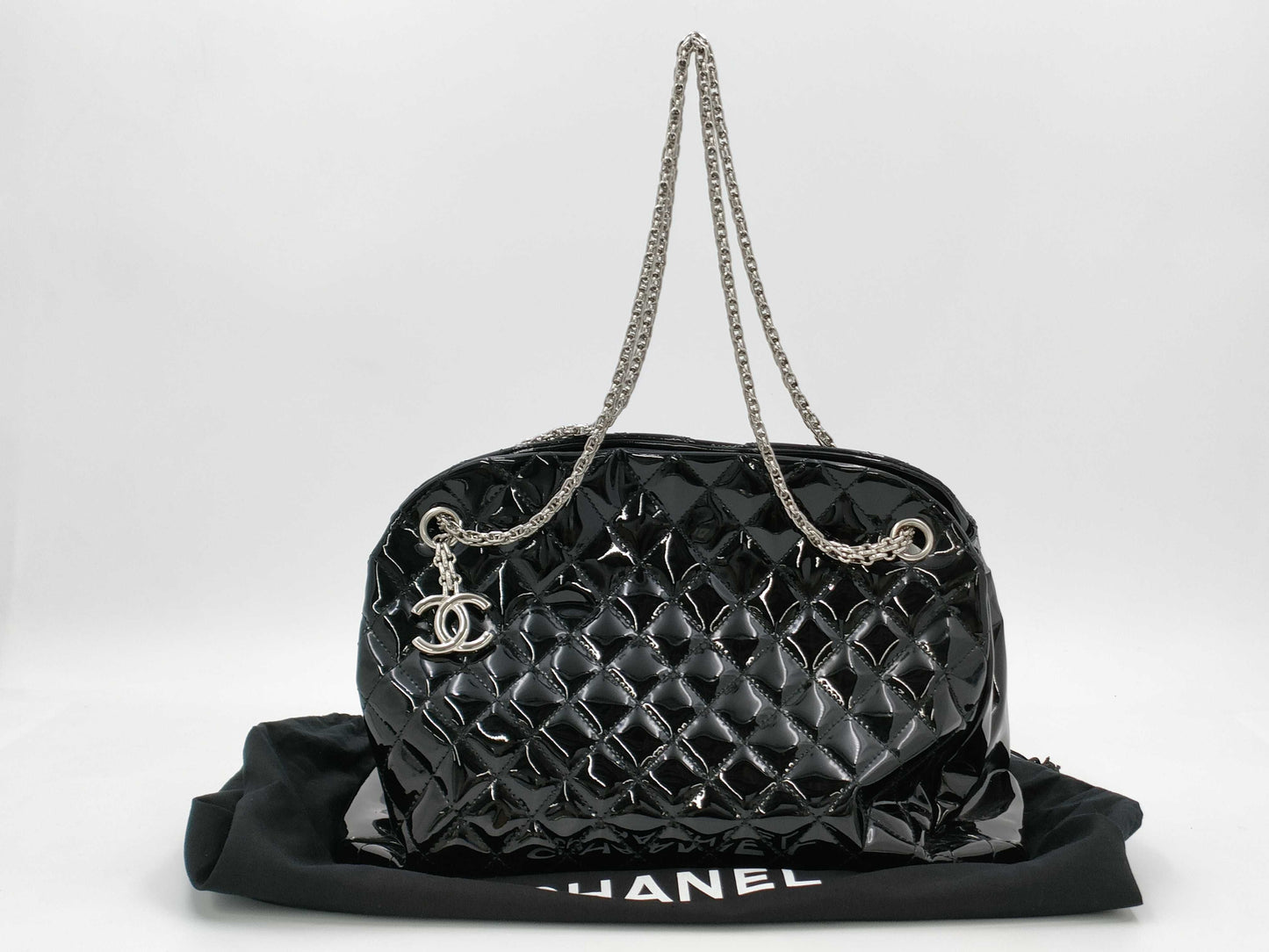 CHANEL Patent Matelasse Chain Tote, Black, 14176576
