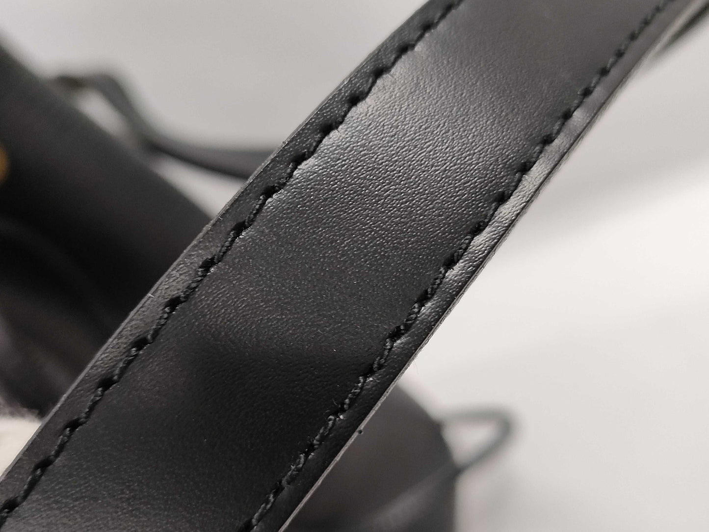 LOUIS VUITTON Petit Noe Noir M59012 Shoulder Bag