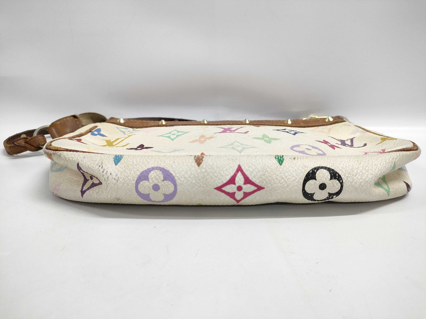 LOUIS VUITTON Pochette Accessoires Bron M92649 Pouch