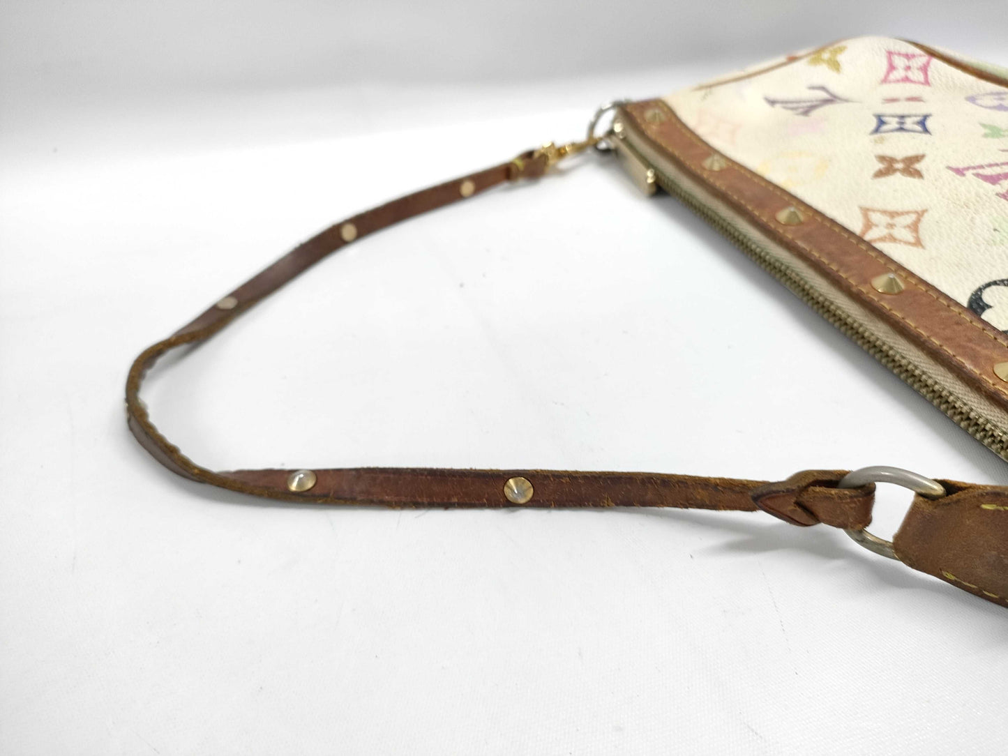 LOUIS VUITTON Pochette Accessoires Bron M92649 Pouch