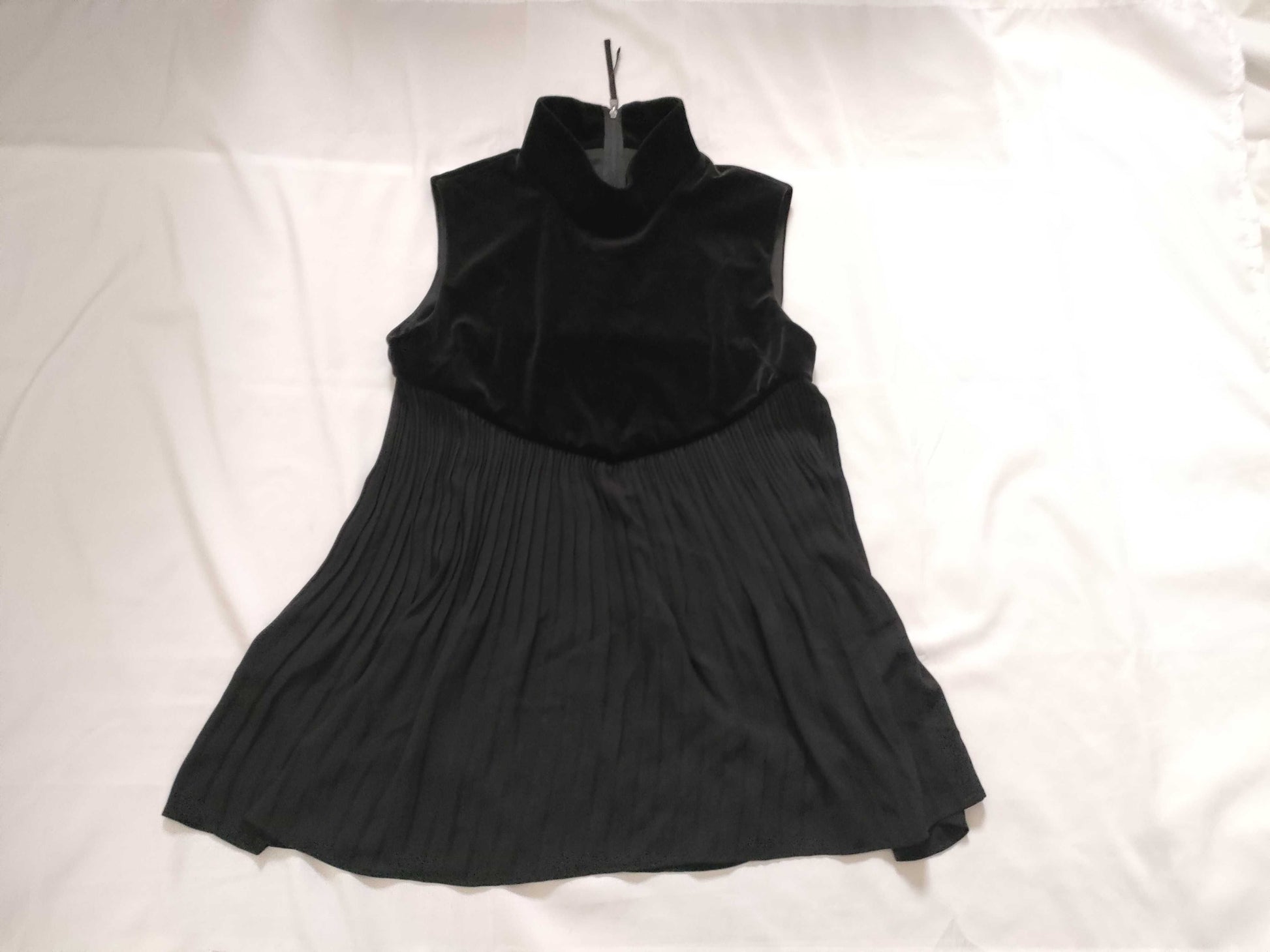 FOXEY Velvet Noir by FOXEY NEW YORK Crystal Pleated Top, Black, Size 42
