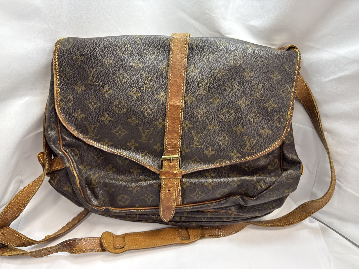 LOUIS VUITTON Monogram Saumur 35 Shoulder Bag