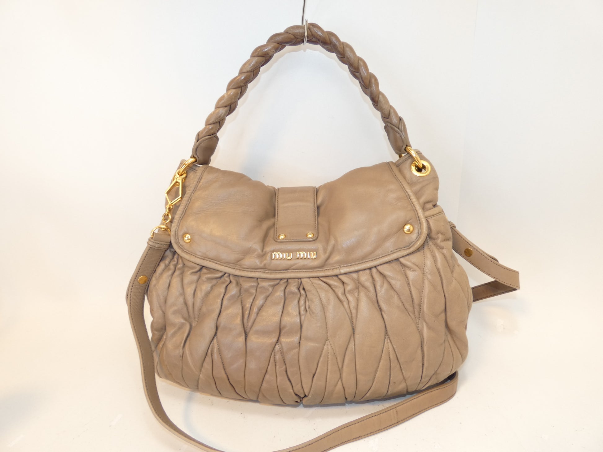 Miu Miu Miu Miu 2-way Matelasse Leather Lock Hand Shoulder Bag