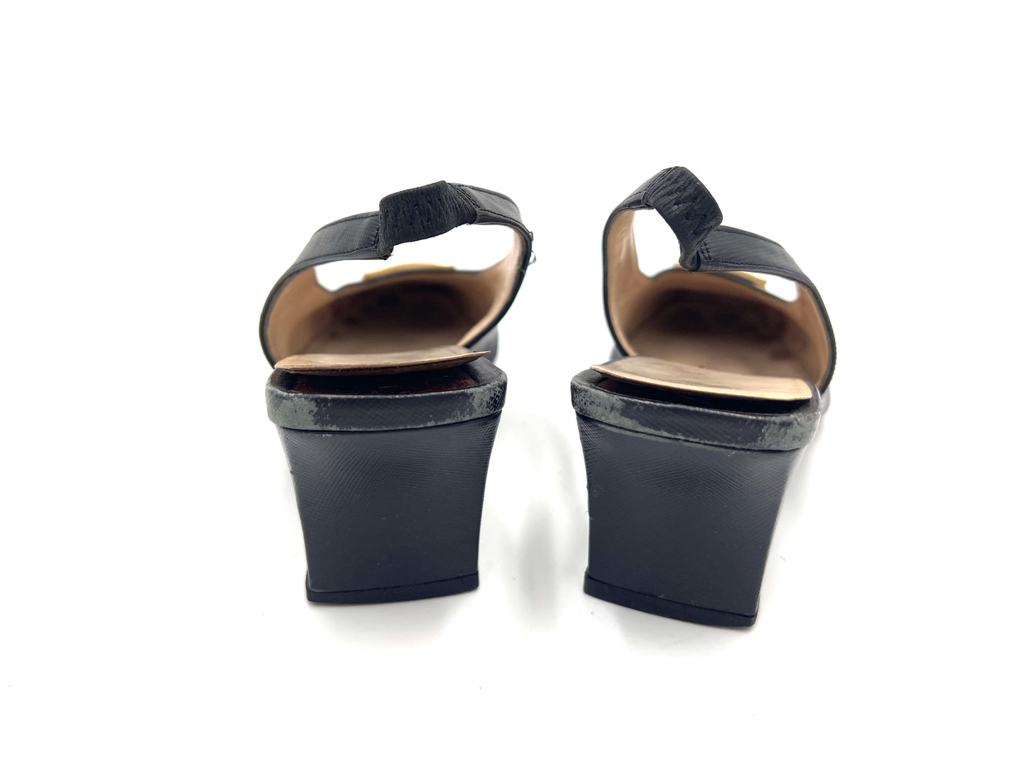 Salvatore Ferragamo Gancini Slingback Leather Pumps in Black, Size 8 1/2