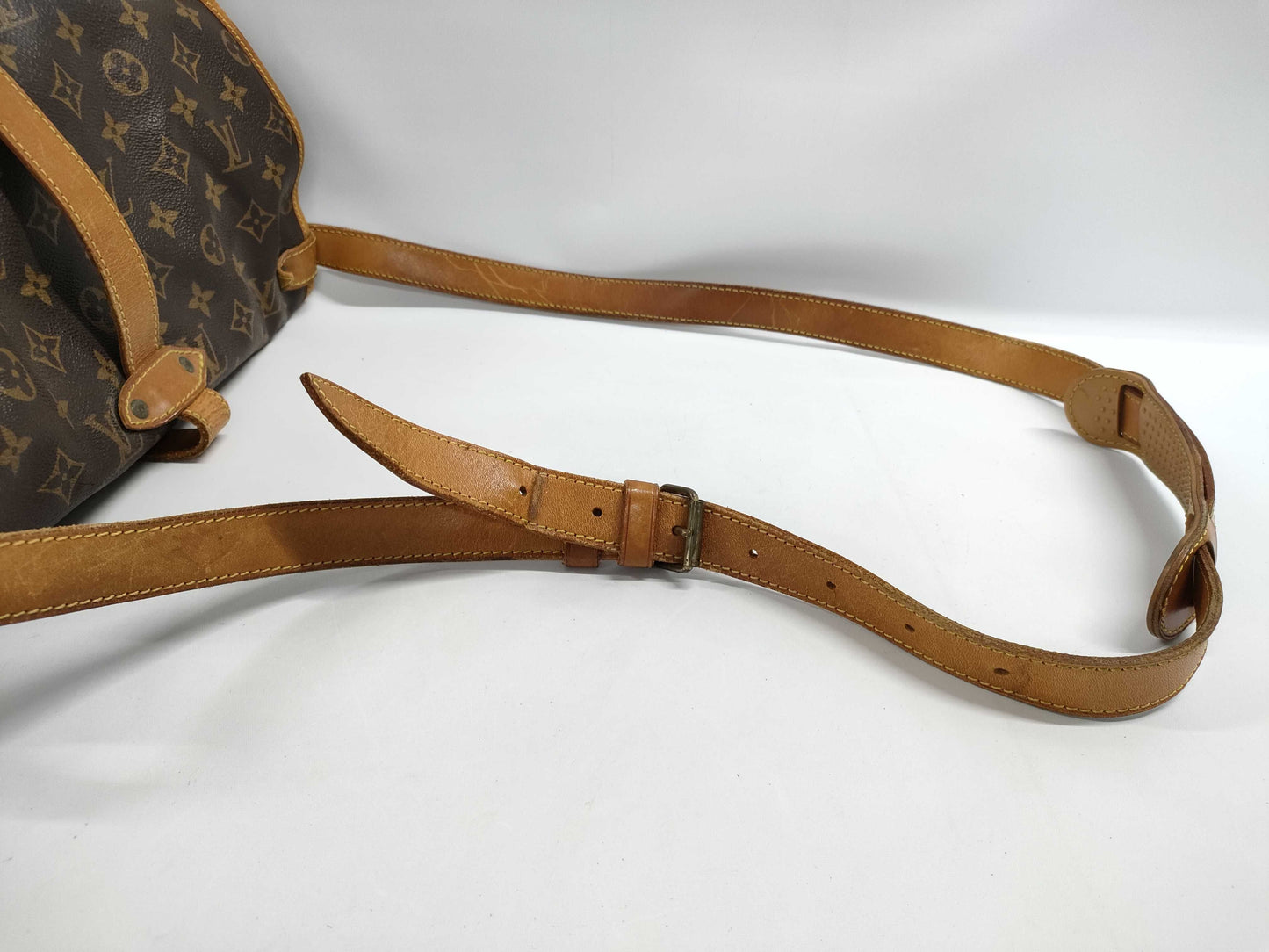 LOUIS VUITTON Monogram Saumur 35 M42254 / AR1915 Shoulder Bag