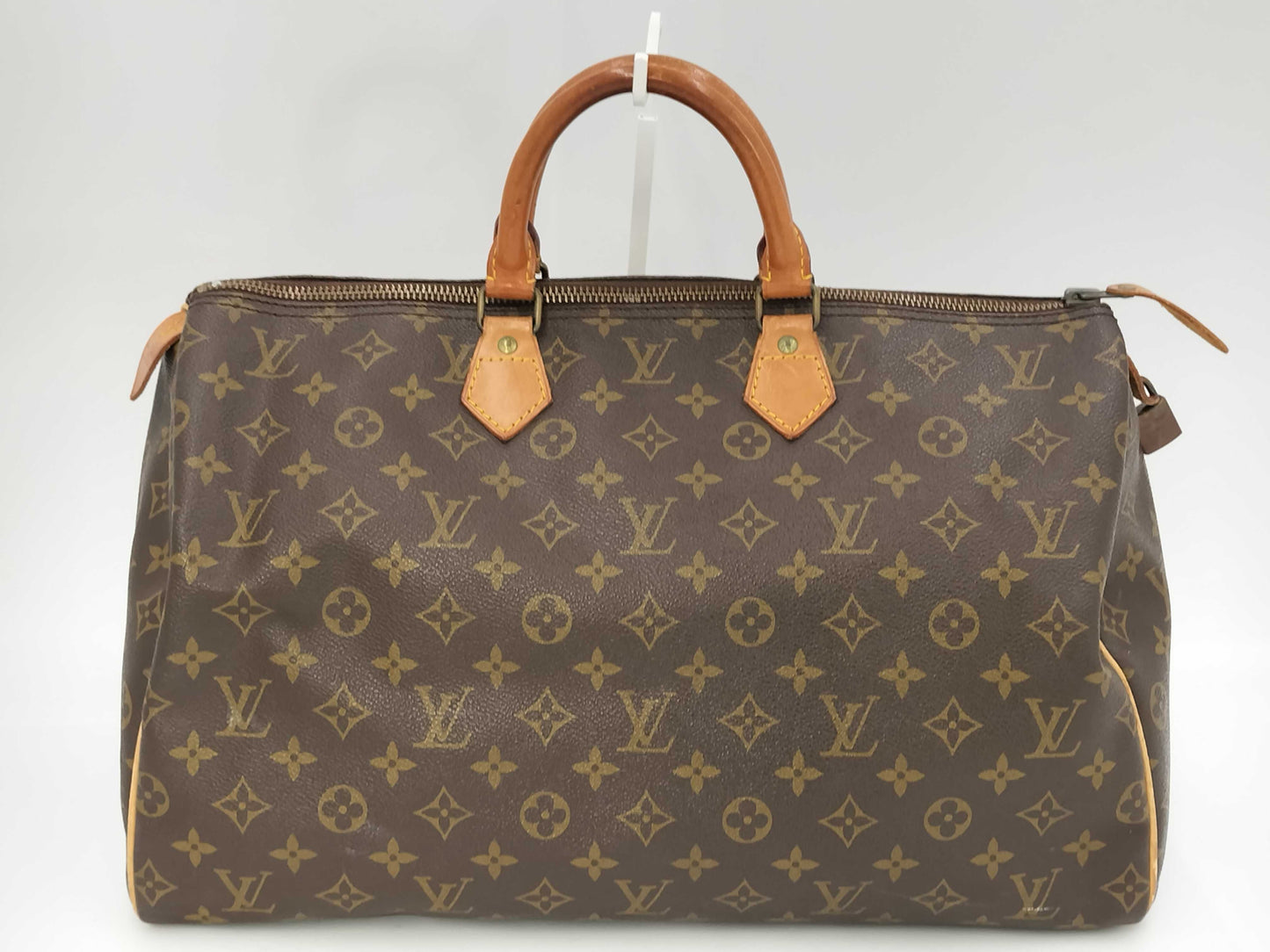 LOUIS VUITTON Louis Vuitton Speedy 40 Handbag