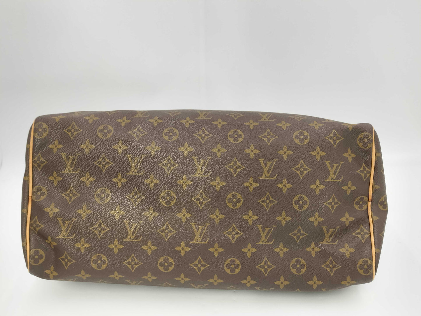 LOUIS VUITTON Louis Vuitton Speedy 40 Handbag
