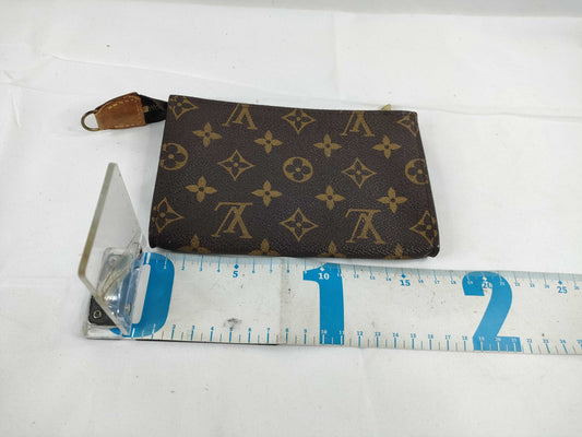 LOUIS VUITTON Monogram Louis Vuitton Pouch Pouch