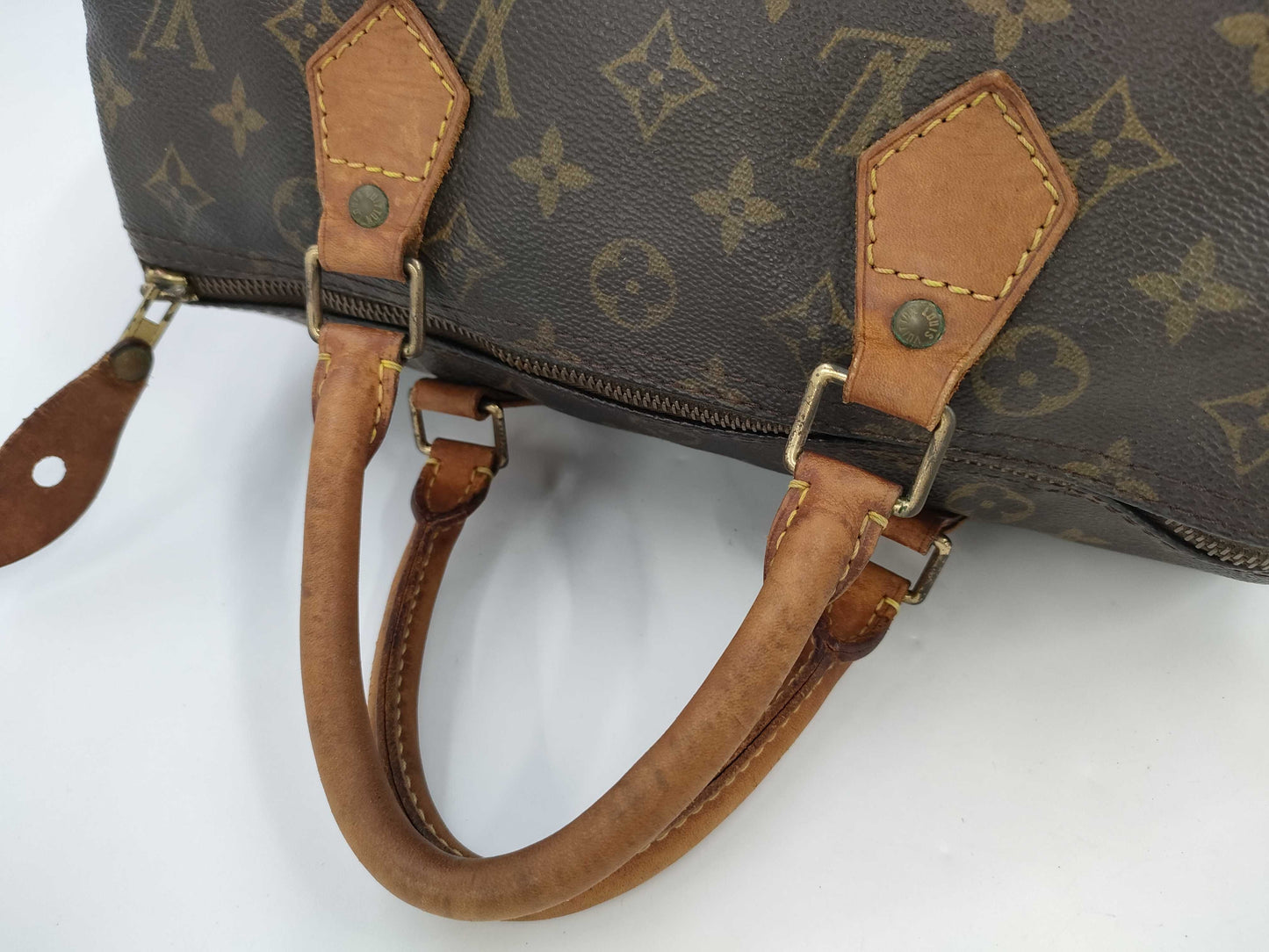 LOUIS VUITTON Monogram Louis Vuitton Speedy 30 Monogram Handbag M41526/SP0015