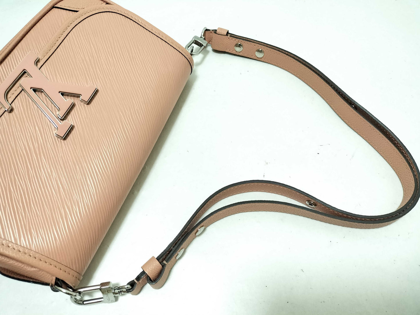 LOUIS VUITTON Bussi Shoulder Bag
